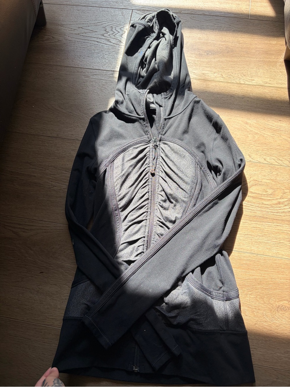 Lululemon Cool Down sweaterBlack Hooded